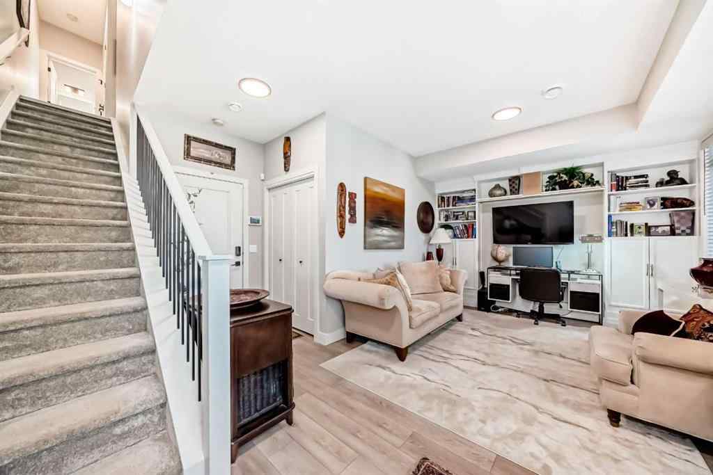 MLS® A2258218 - 17 Royal Elm Green NW in Royal Oak Calgary, Residential