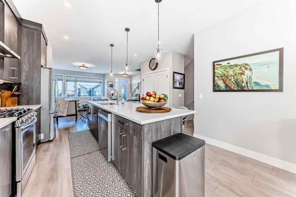 MLS® A2258218 - 17 Royal Elm Green NW in Royal Oak Calgary, Residential