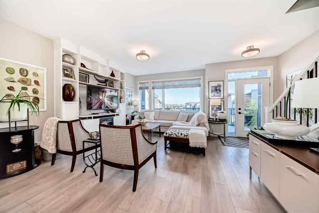 MLS® A2258218 - 17 Royal Elm Green NW in Royal Oak Calgary, Residential