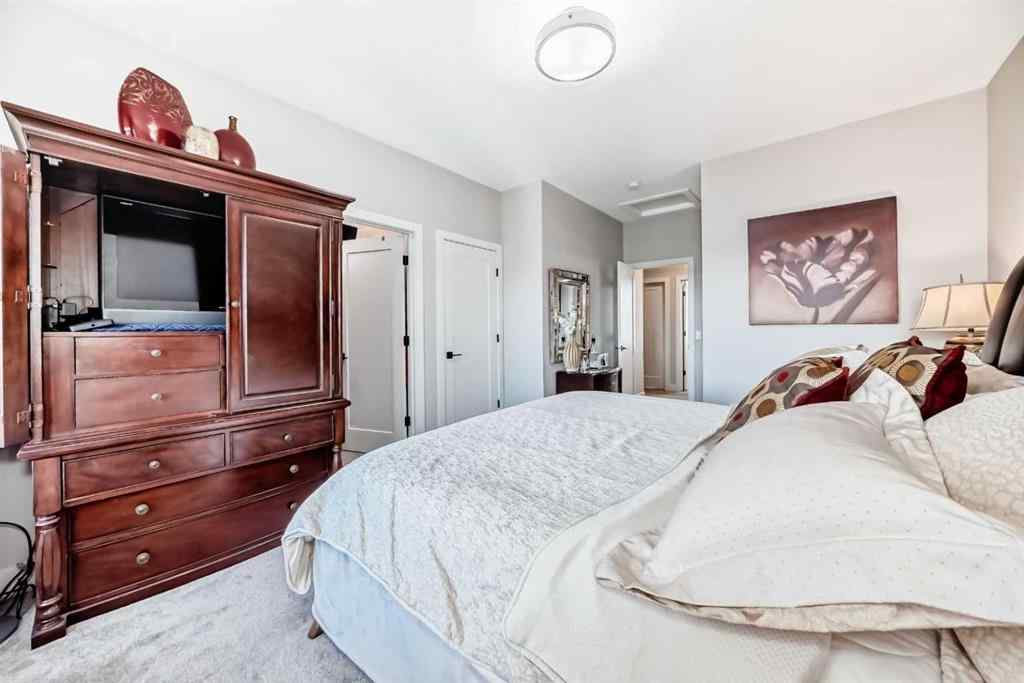 MLS® A2258218 - 17 Royal Elm Green NW in Royal Oak Calgary, Residential