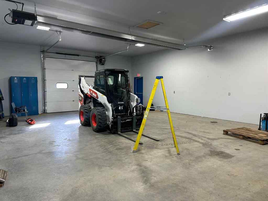 MLS® A2258221 - 5800 66 Avenue  in NONE Taber, Commercial