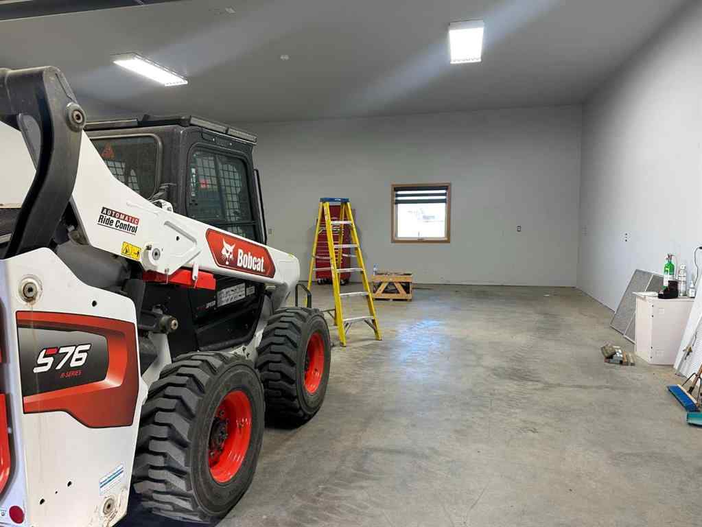 MLS® A2258221 - 5800 66 Avenue  in NONE Taber, Commercial