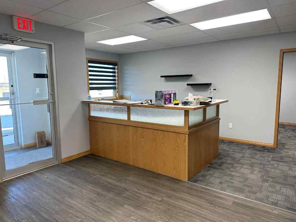 MLS® A2258221 - 5800 66 Avenue  in NONE Taber, Commercial