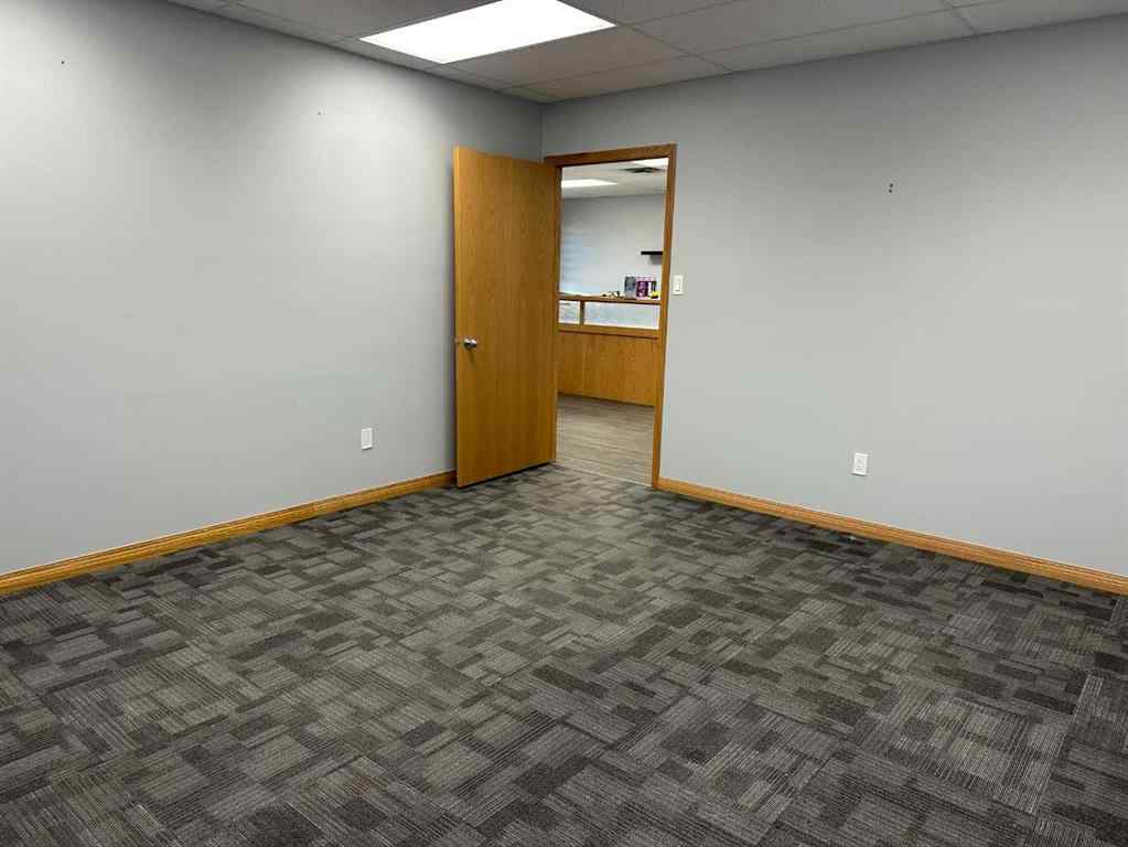 MLS® A2258221 - 5800 66 Avenue  in NONE Taber, Commercial