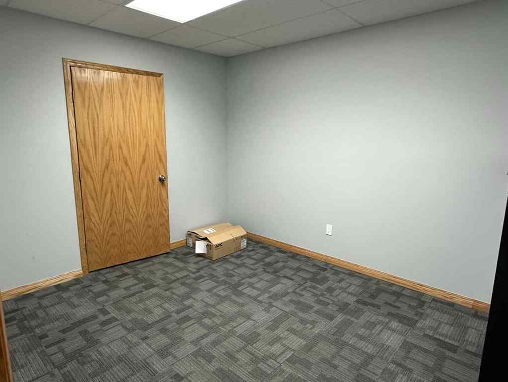 MLS® A2258221 - 5800 66 Avenue  in NONE Taber, Commercial