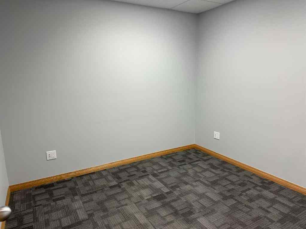 MLS® A2258221 - 5800 66 Avenue  in NONE Taber, Commercial