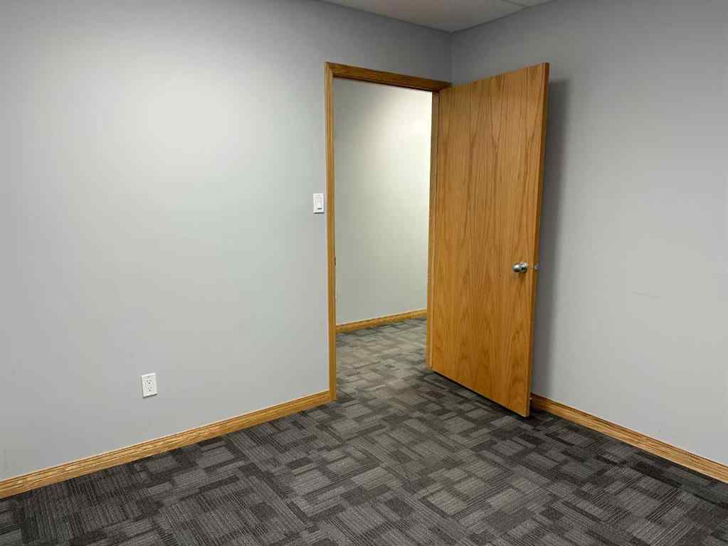 MLS® A2258221 - 5800 66 Avenue  in NONE Taber, Commercial