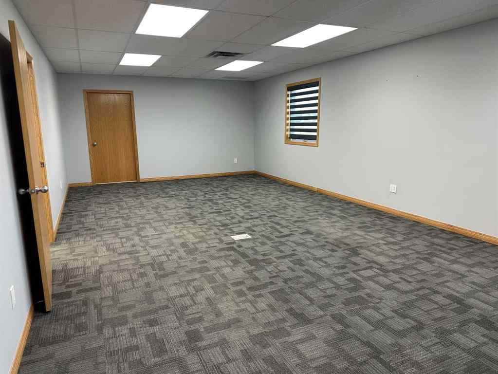 MLS® A2258221 - 5800 66 Avenue  in NONE Taber, Commercial