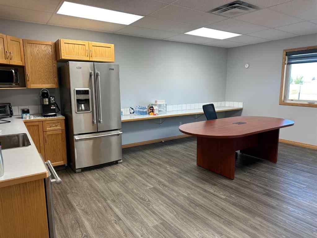 MLS® A2258221 - 5800 66 Avenue  in NONE Taber, Commercial