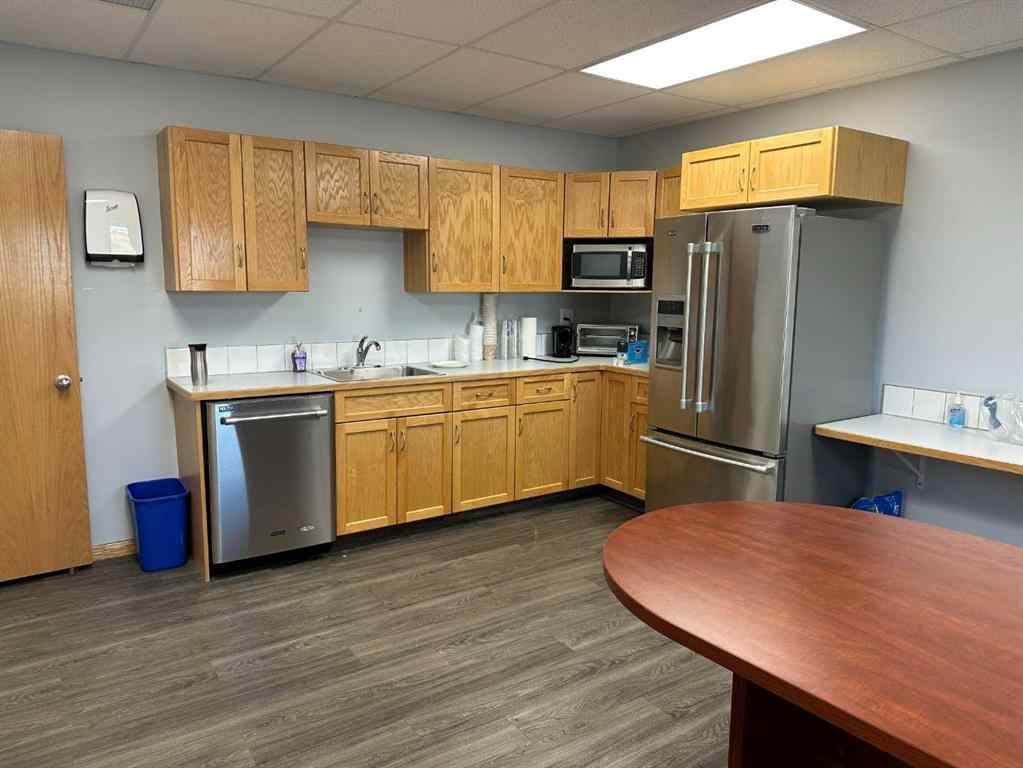 MLS® A2258221 - 5800 66 Avenue  in NONE Taber, Commercial