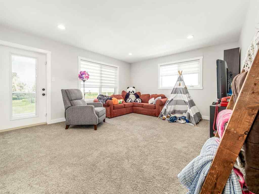 MLS® A2258227 - 4421 40 Avenue S in Southgate Lethbridge, Residential