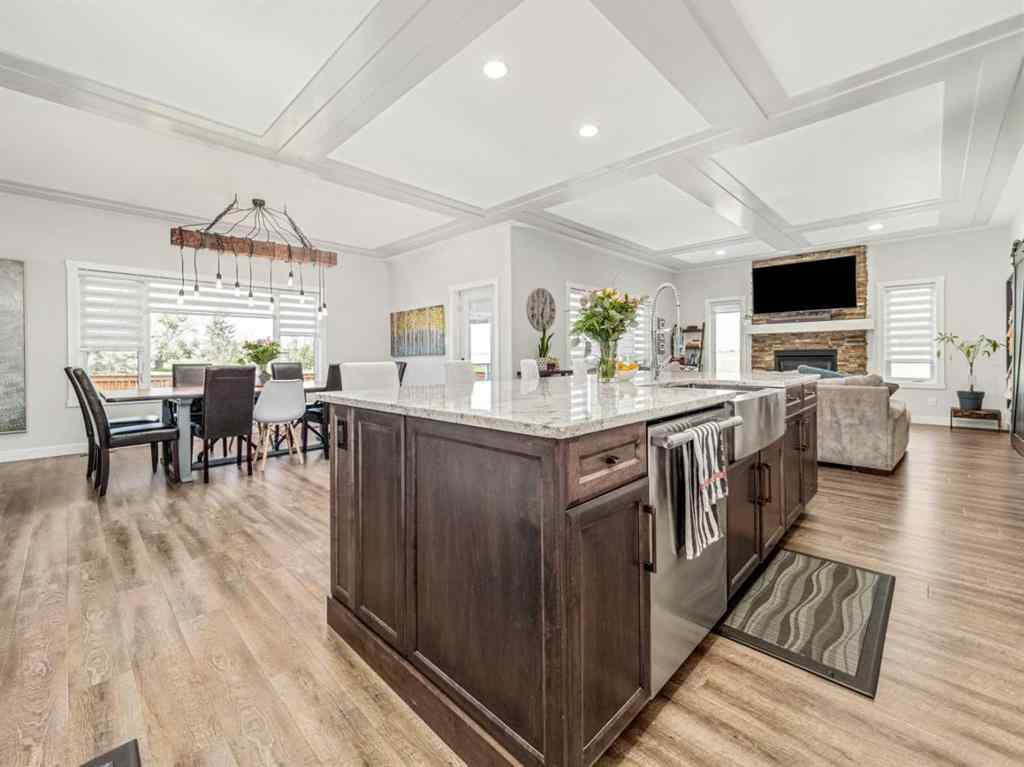 MLS® A2258227 - 4421 40 Avenue S in Southgate Lethbridge, Residential