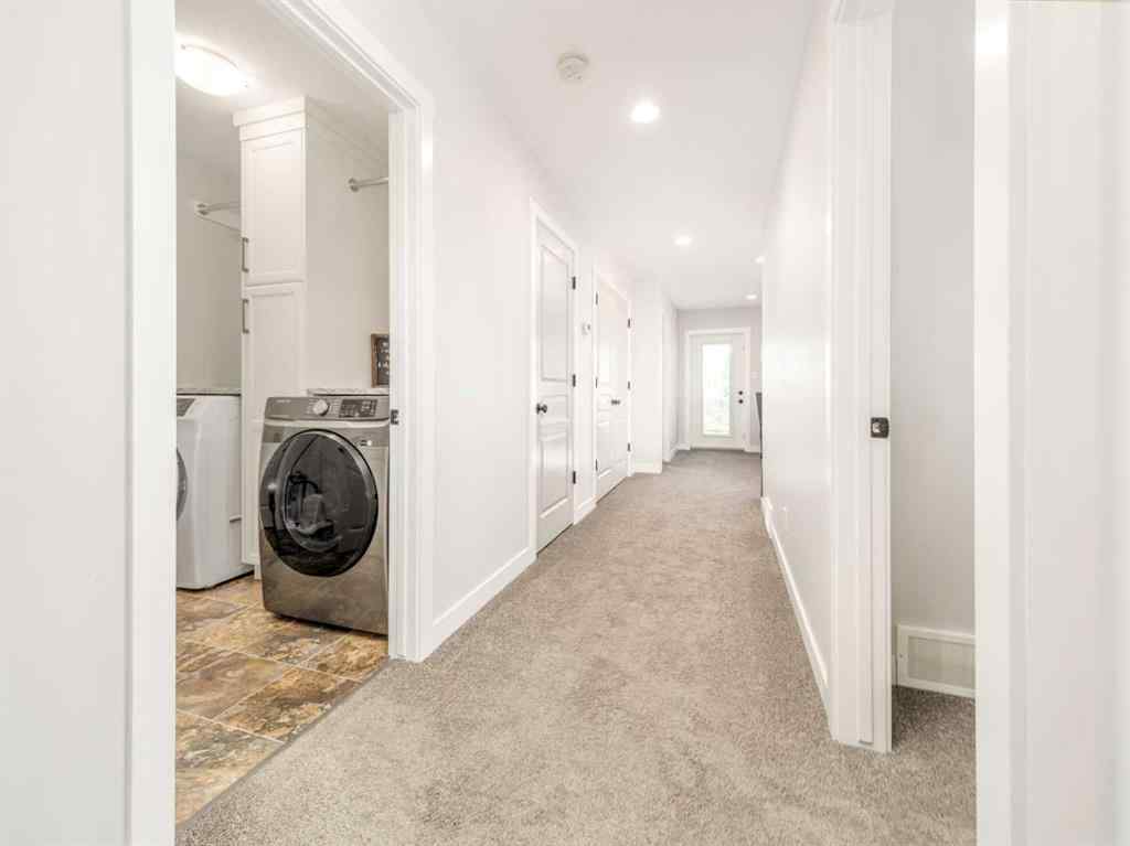 MLS® A2258227 - 4421 40 Avenue S in Southgate Lethbridge, Residential