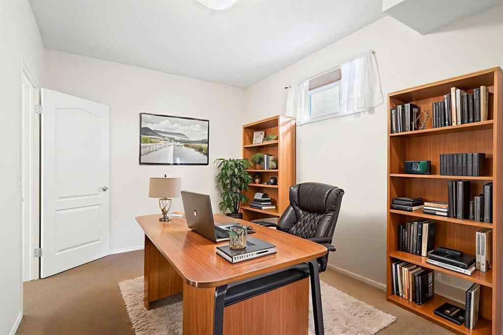 MLS® A2258228 - 214 Shannon Estates Terrace SW in Shawnessy Calgary, Residential