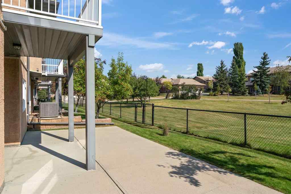 MLS® A2258228 - 214 Shannon Estates Terrace SW in Shawnessy Calgary, Residential
