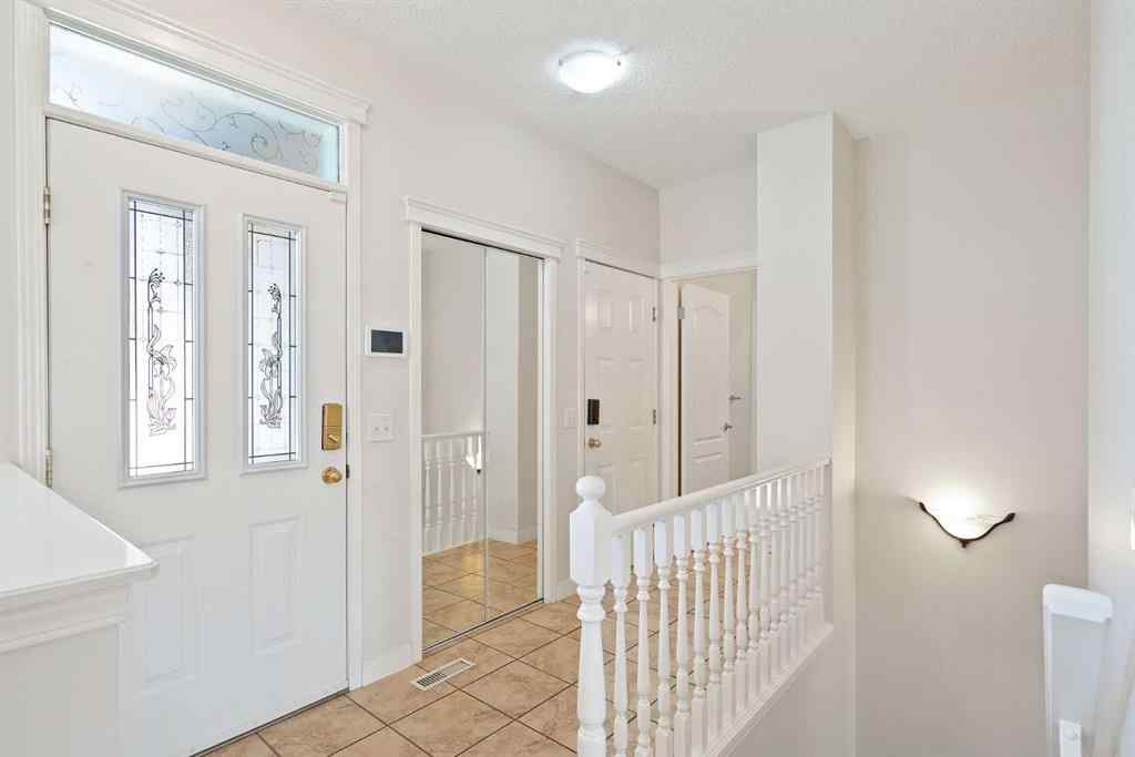 MLS® A2258228 - 214 Shannon Estates Terrace SW in Shawnessy Calgary, Residential