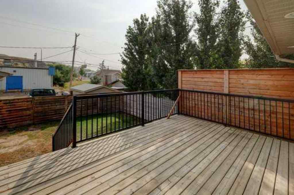 MLS® A2258230 - 96 Poplar Street   in North Drumheller Drumheller, Residential