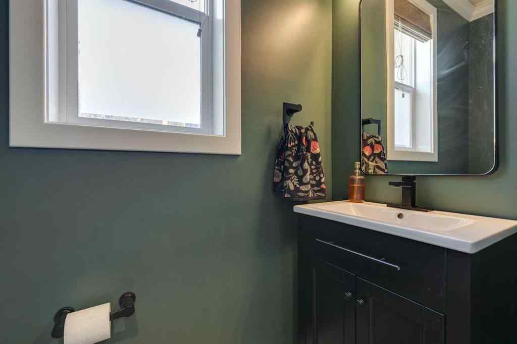 MLS® A2258231 - 107 Aspen Stone Crescent SW in Aspen Woods Calgary, Residential