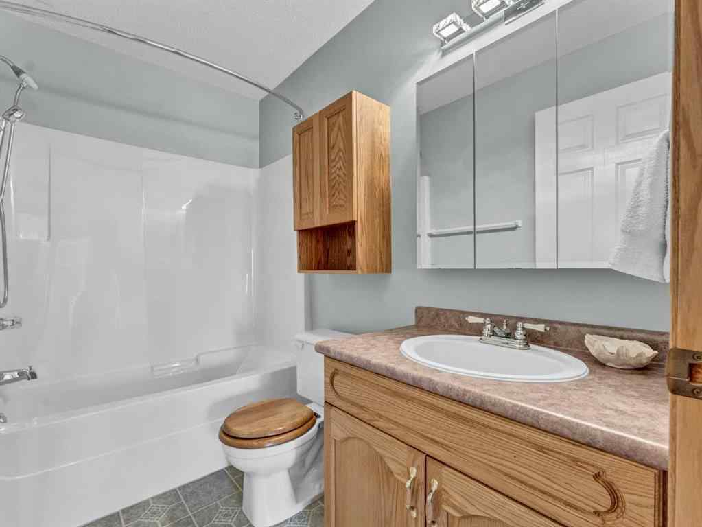 MLS® A2258233 - Unit #333 278 Park Meadows Drive SE in Southview-Park Meadows Medicine Hat, Residential