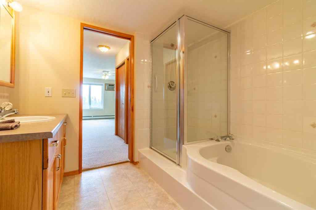 MLS® A2258239 - Unit #428 75 1 Avenue S in Downtown Lethbridge, Residential