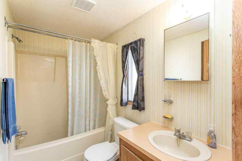 MLS® A2258246 - Unit #44A 5500 Womacks Road  in Blackfalds MHP Blackfalds, Mobile