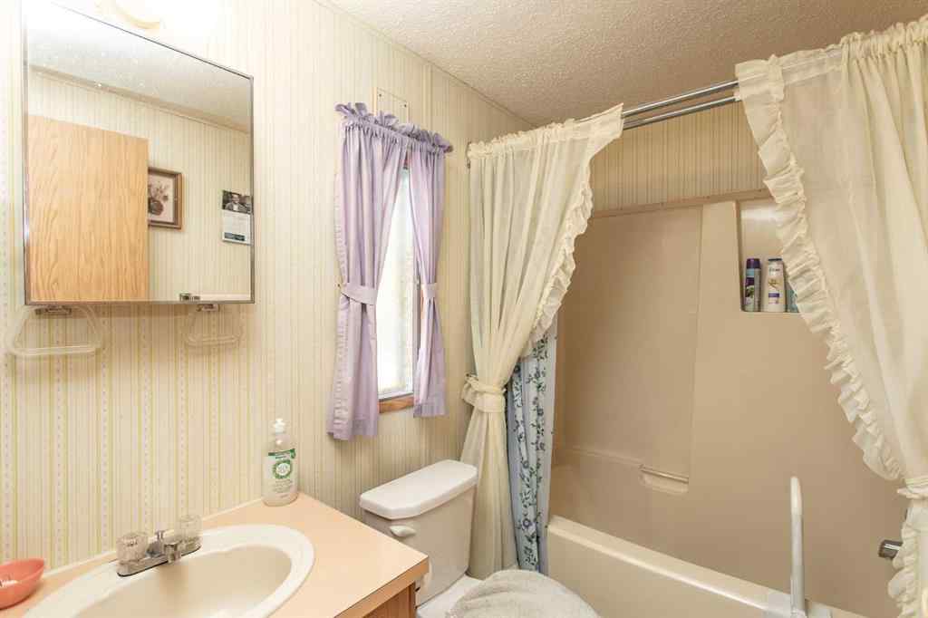 MLS® A2258246 - Unit #44A 5500 Womacks Road  in Blackfalds MHP Blackfalds, Mobile