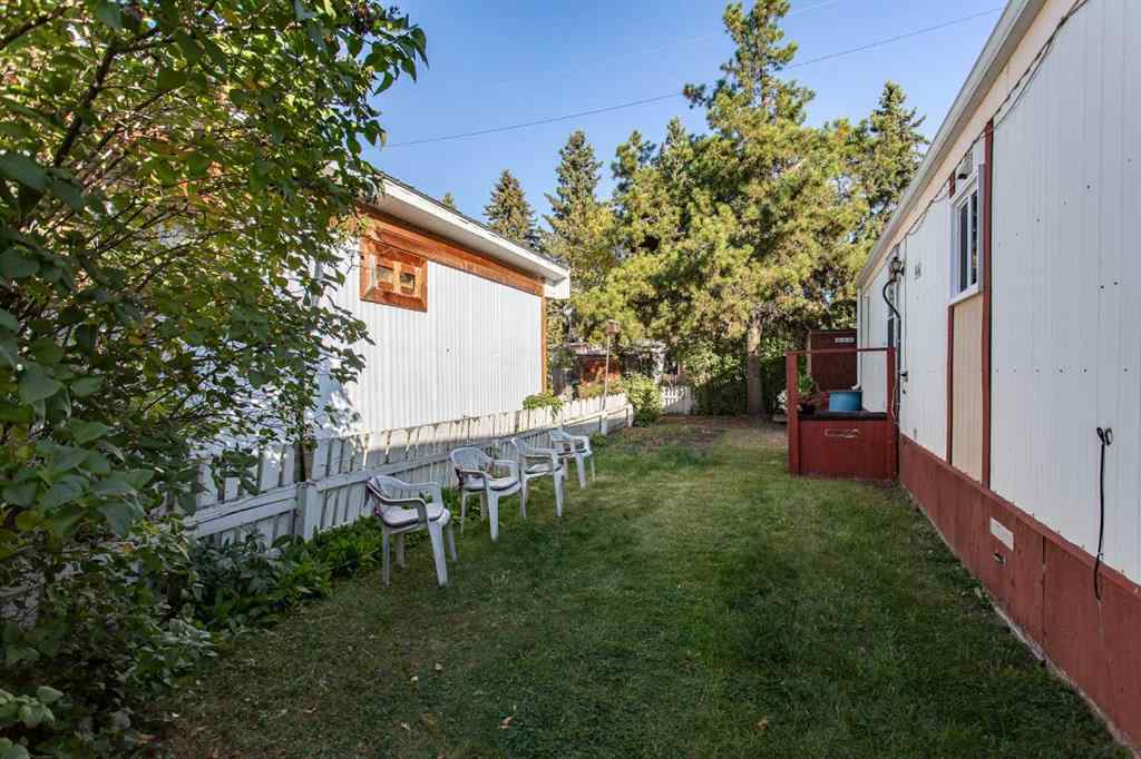 MLS® A2258246 - Unit #44A 5500 Womacks Road  in Blackfalds MHP Blackfalds, Mobile