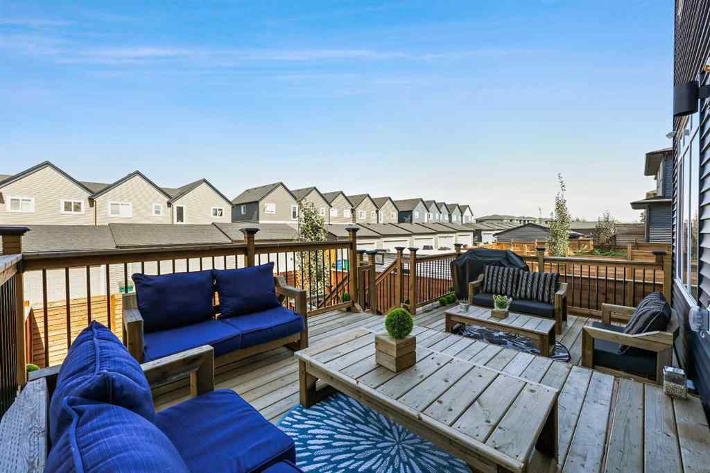 MLS® A2258248 - 340 Lawthorn Way SE in Lanark Airdrie, Residential