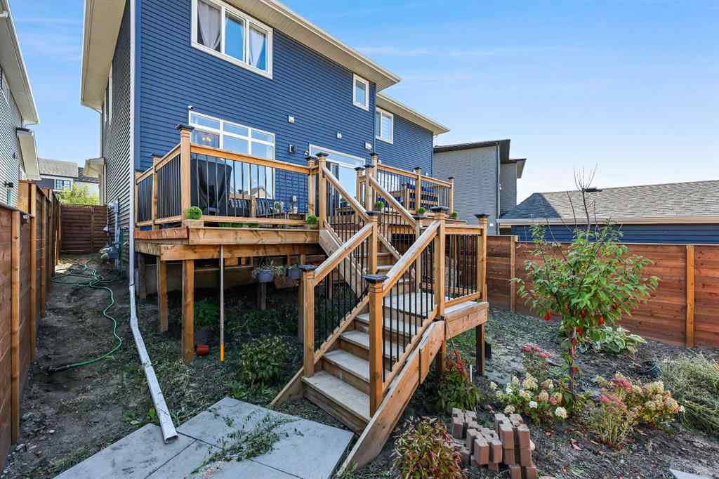 MLS® A2258248 - 340 Lawthorn Way SE in Lanark Airdrie, Residential