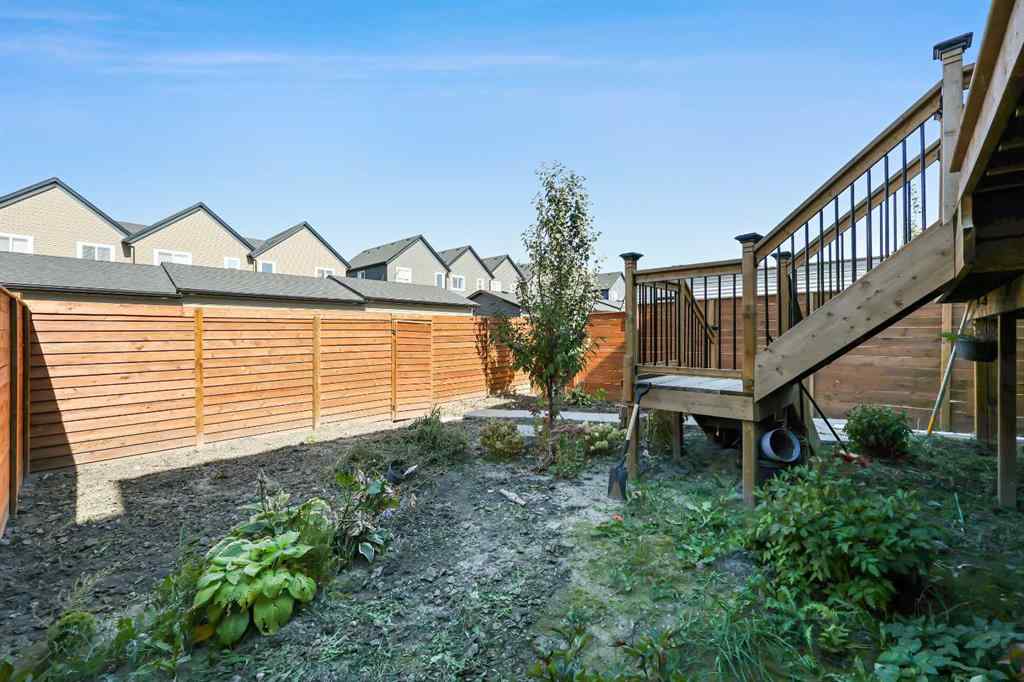 MLS® A2258248 - 340 Lawthorn Way SE in Lanark Airdrie, Residential