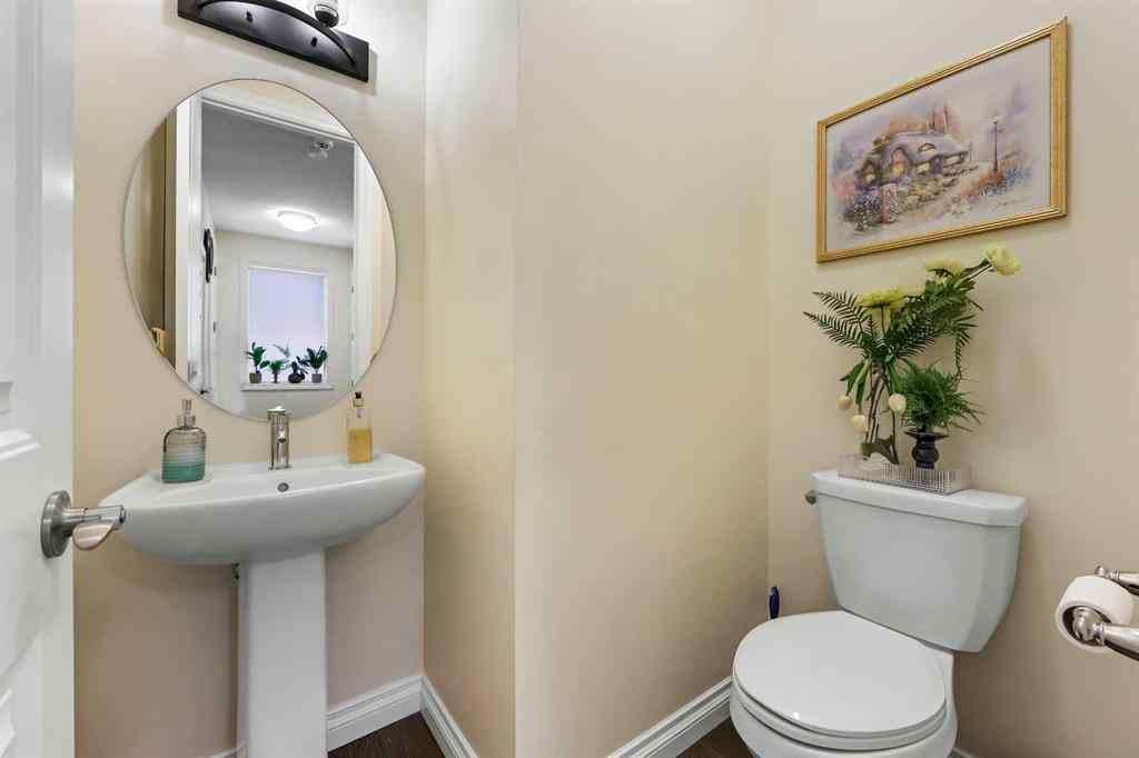 MLS® A2258248 - 340 Lawthorn Way SE in Lanark Airdrie, Residential