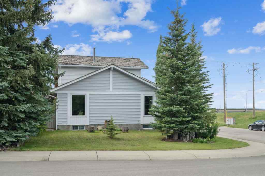 MLS® A2258258 - 79 Woodbrook Road SW in Woodbine Calgary, Residential