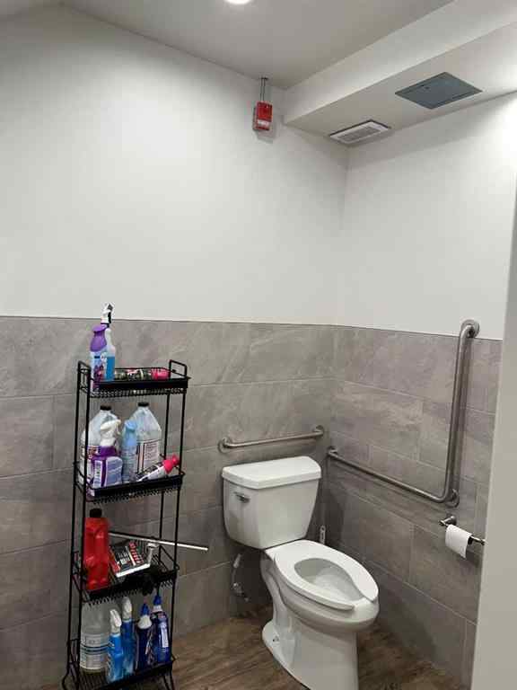 MLS® A2258260 - Unit #101 2958 Main Street SE in Sierra Springs Airdrie, Commercial