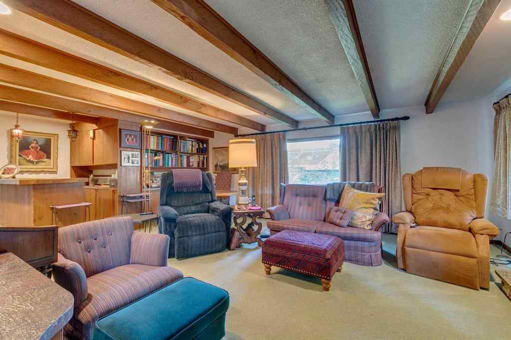 MLS® A2258265 - 35 Windsor Crescent SW in Windsor Park Calgary, Residential