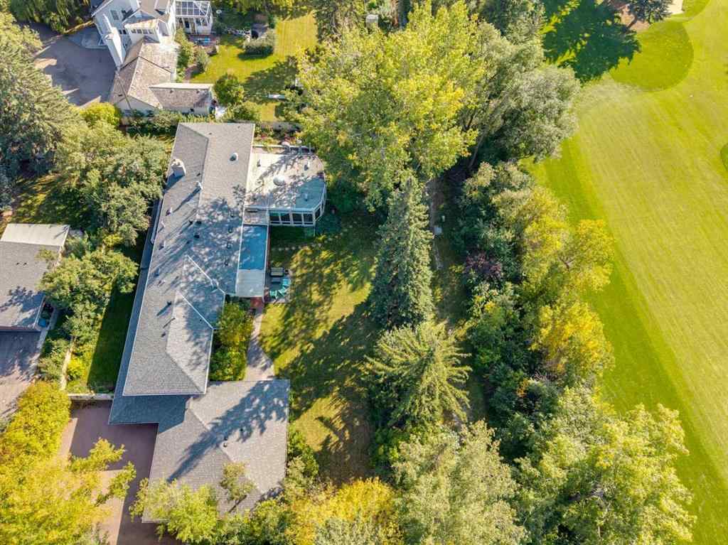 MLS® A2258265 - 35 Windsor Crescent SW in Windsor Park Calgary, Residential