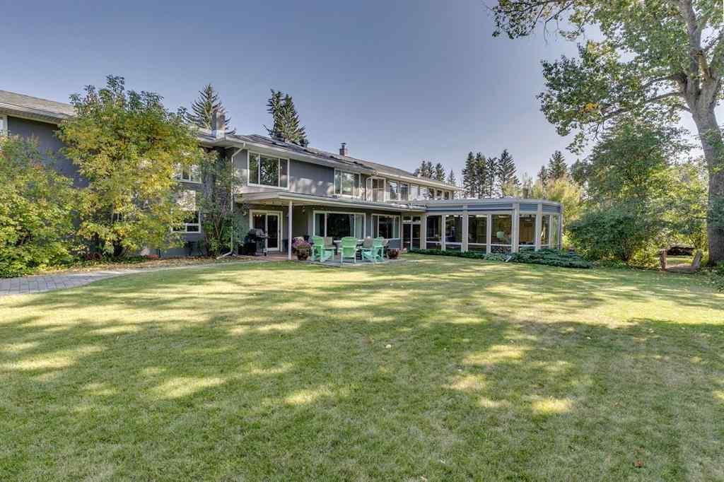 MLS® A2258265 - 35 Windsor Crescent SW in Windsor Park Calgary, Residential