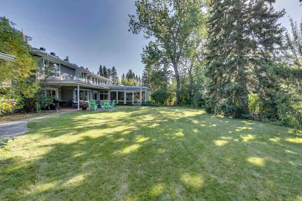 MLS® A2258265 - 35 Windsor Crescent SW in Windsor Park Calgary, Residential