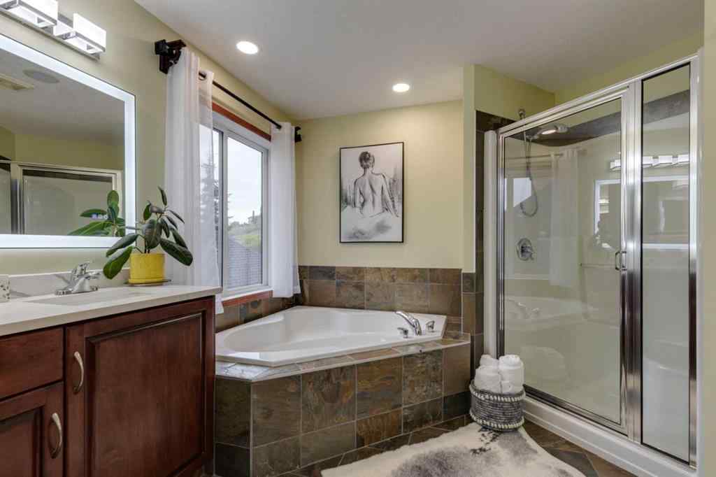 MLS® A2258267 - 142 Discovery Ridge Boulevard SW in Discovery Ridge Calgary, Residential