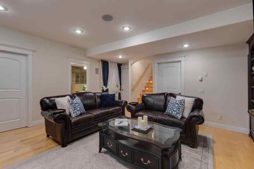 MLS® A2258267 - 142 Discovery Ridge Boulevard SW in Discovery Ridge Calgary, Residential