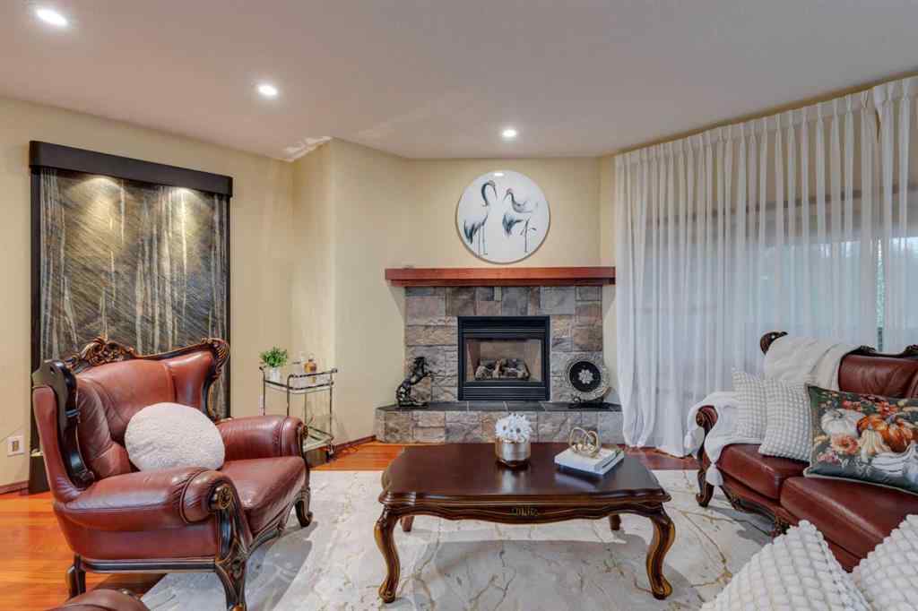 MLS® A2258267 - 142 Discovery Ridge Boulevard SW in Discovery Ridge Calgary, Residential