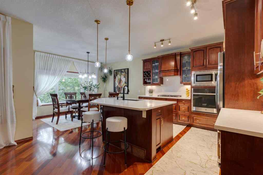 MLS® A2258267 - 142 Discovery Ridge Boulevard SW in Discovery Ridge Calgary, Residential