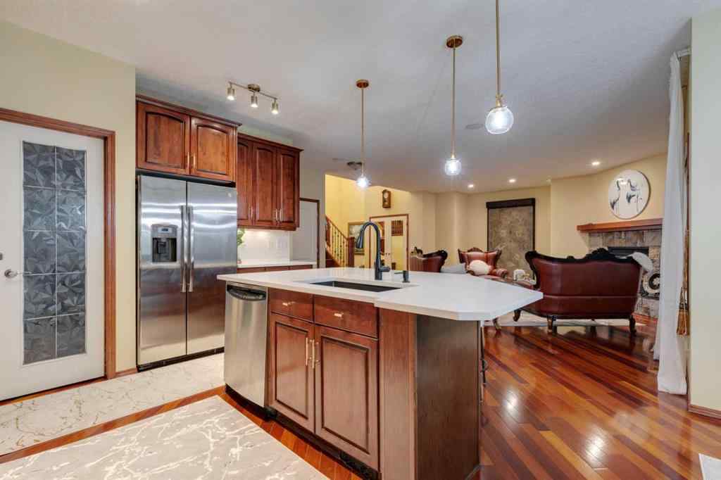 MLS® A2258267 - 142 Discovery Ridge Boulevard SW in Discovery Ridge Calgary, Residential