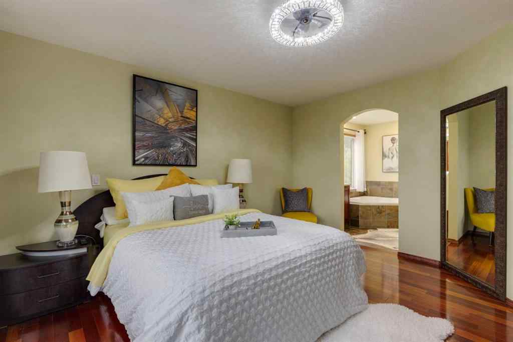 MLS® A2258267 - 142 Discovery Ridge Boulevard SW in Discovery Ridge Calgary, Residential