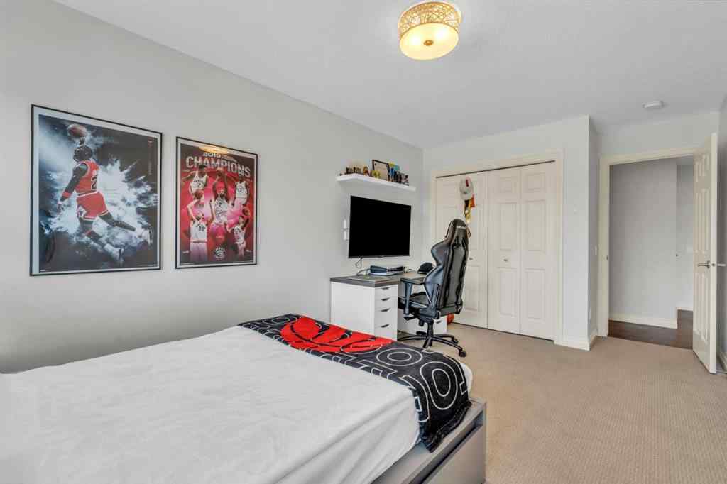 MLS® A2258268 - 311 Tremblant Heights SW in Springbank Hill Calgary, Residential