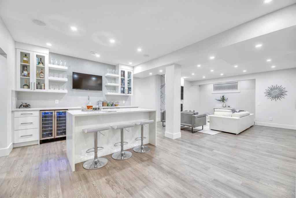 MLS® A2258268 - 311 Tremblant Heights SW in Springbank Hill Calgary, Residential