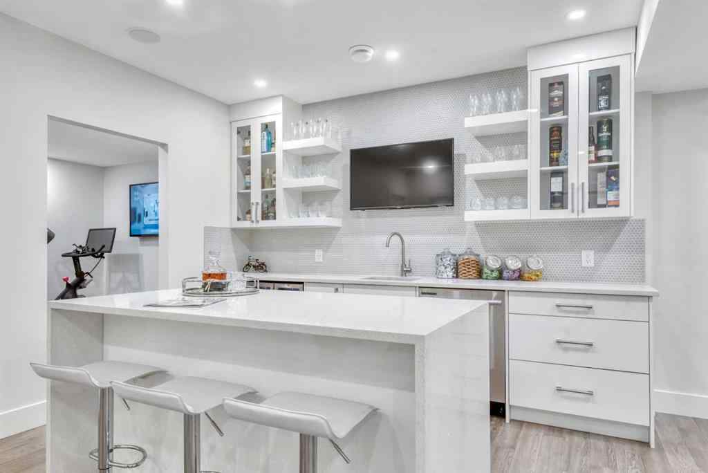 MLS® A2258268 - 311 Tremblant Heights SW in Springbank Hill Calgary, Residential
