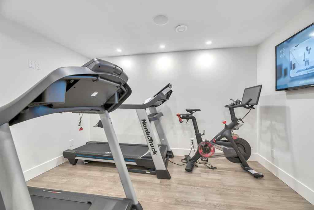 MLS® A2258268 - 311 Tremblant Heights SW in Springbank Hill Calgary, Residential