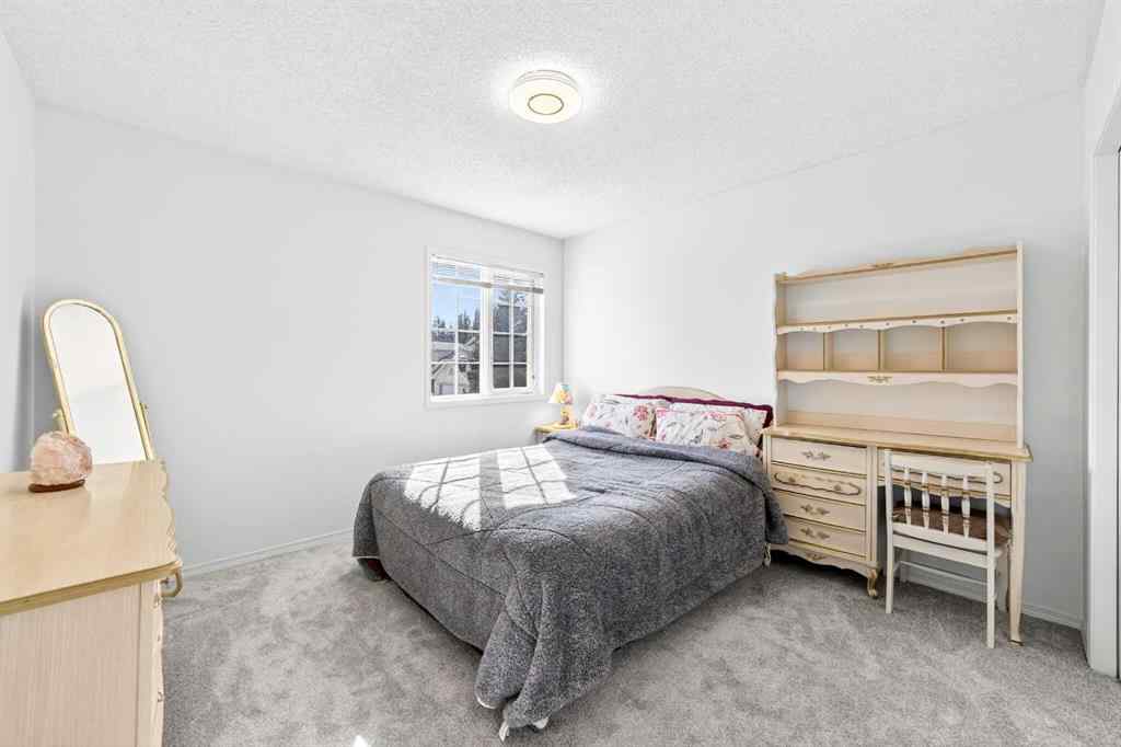 MLS® A2258270 - 1360 Shawnee Road SW in Shawnee Slopes Calgary, Residential