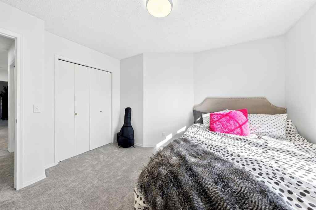 MLS® A2258270 - 1360 Shawnee Road SW in Shawnee Slopes Calgary, Residential