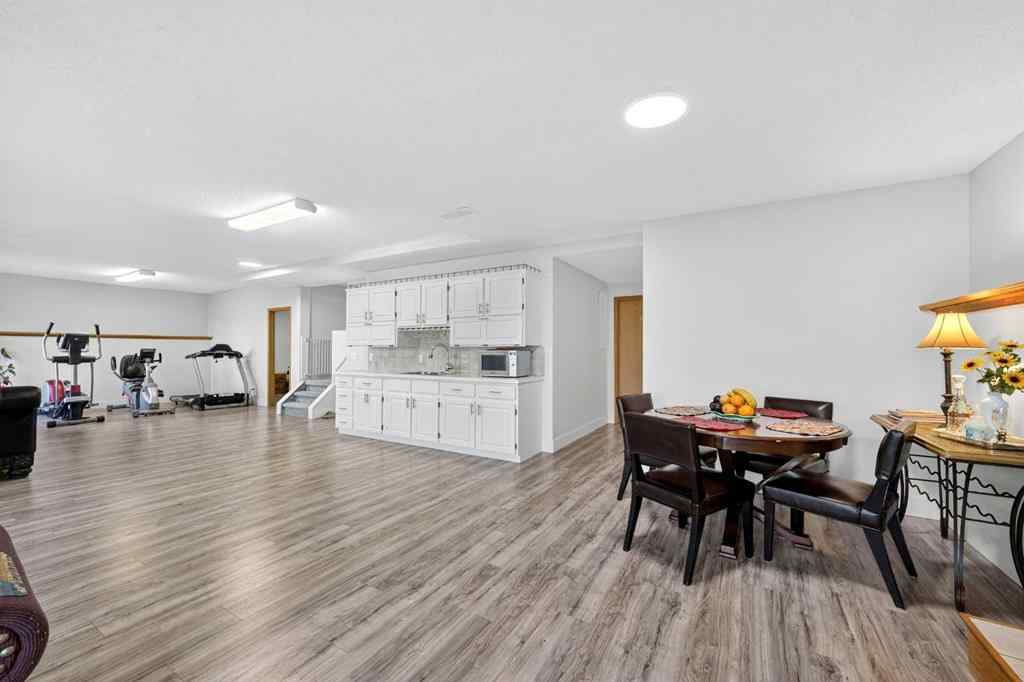 MLS® A2258270 - 1360 Shawnee Road SW in Shawnee Slopes Calgary, Residential
